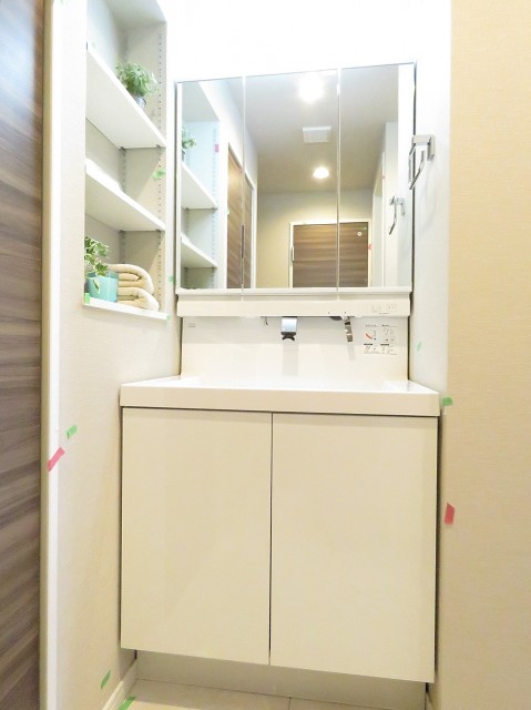 ニューライフ等々力　洗面化粧台