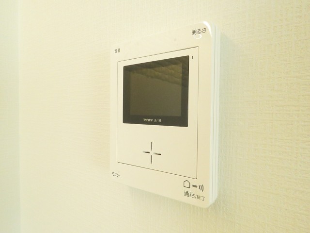 ハイライフ高田馬場　TVモニター付きインターホン