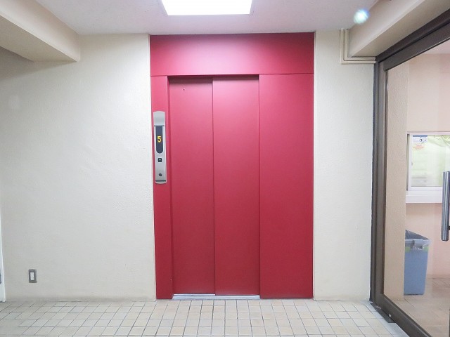 日商岩井第1玉川台マンション　エレベーター