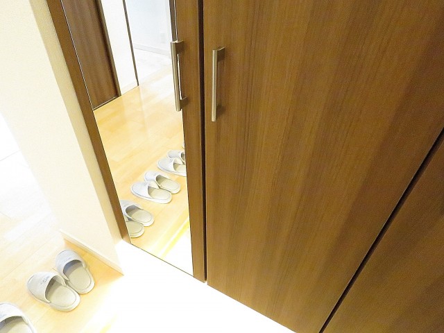 上野毛南パークホームズ　シューズBOX