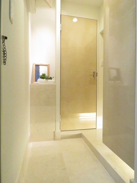 ニュー渋谷コーポラス　玄関ホール