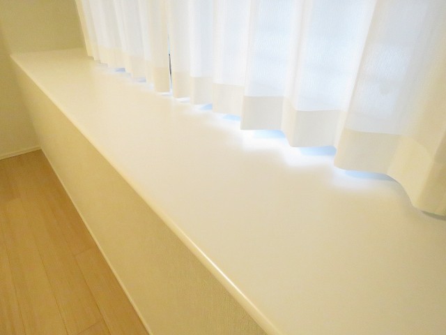 パークハウス目黒学芸大学プレイス　出窓