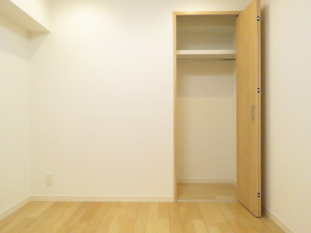 ライオンズマンション馬事公苑　洋室約4.3帖