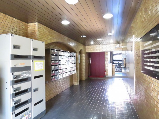 ライオンズマンション馬事公苑　エントランスホール