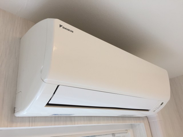 パラスト千歳船橋404　　エアコン