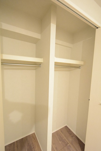 アイタウン ・レピア　洋室