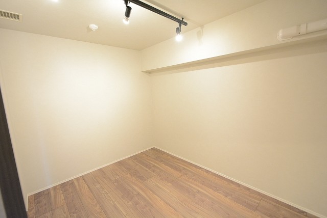 アイタウン ・レピア　洋室