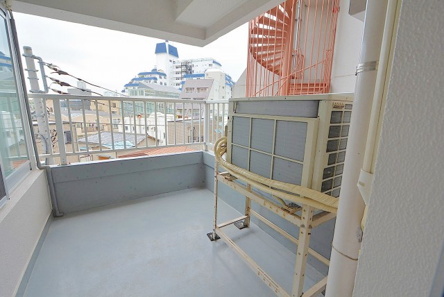 ライオンズマンション南平台　バルコニー