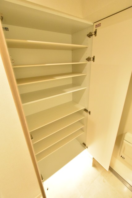 経堂ヒミコマンション 玄関