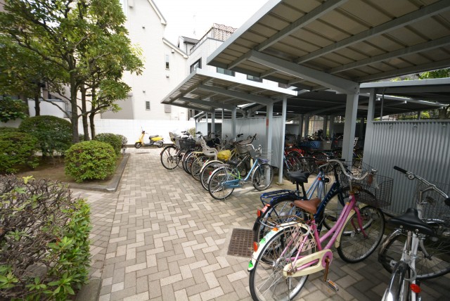 ネオコーポ芦花公園101　駐輪場