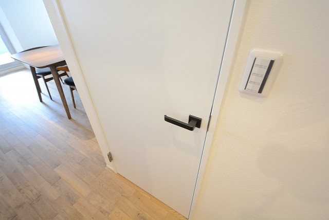 ライオンズマンション南平台 納戸・書斎