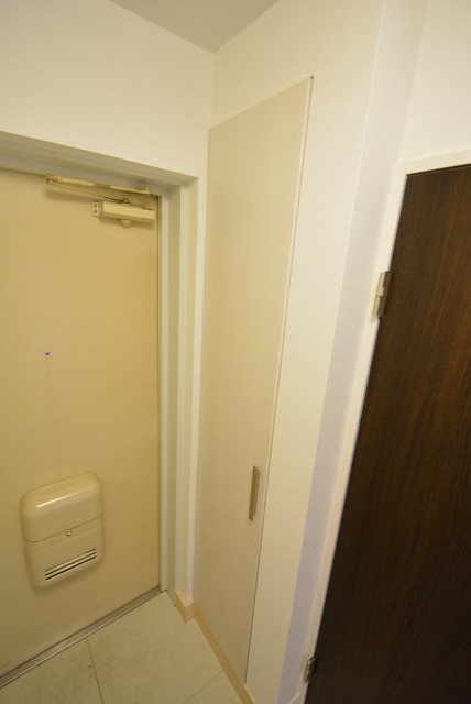 セザール第２上北沢　シューズボックス