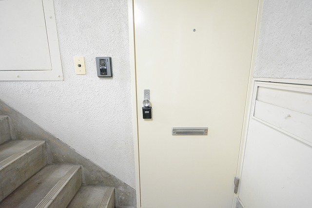 成城オリンピックマンション 玄関