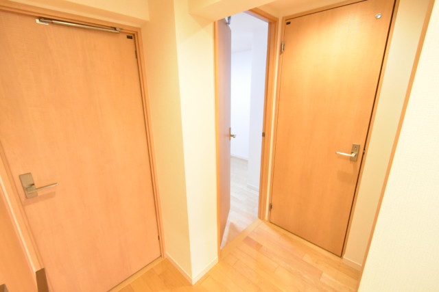 クレール八幡山 洋室2