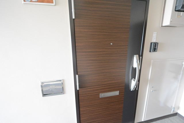 ライオンズマンション三軒茶屋　玄関