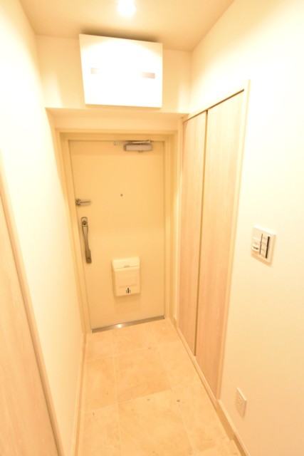 セブンスターマンション東山 玄関