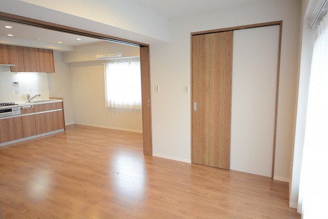 南青山ロータリーマンション　洋室