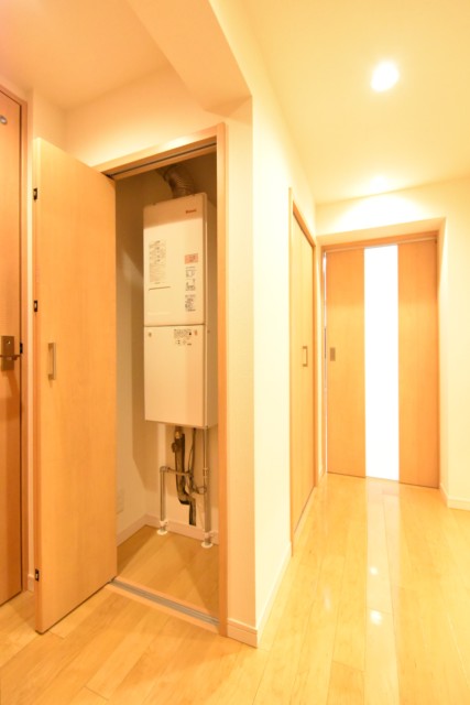 クレール八幡山 給湯器