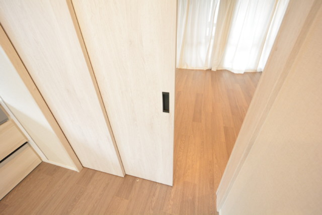 第18宮廷マンション 洋室