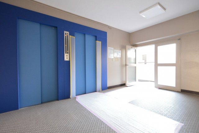 越前堀永谷マンション 玄関