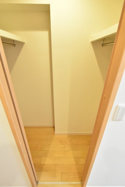 クレール八幡山 洋室4