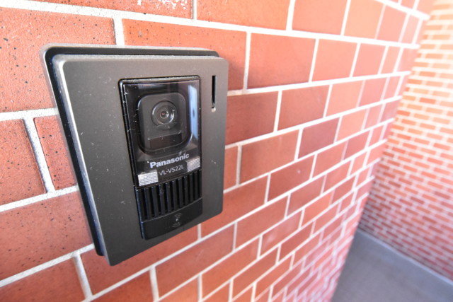 セブンスターマンション東山 玄関