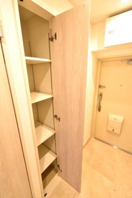 セブンスターマンション東山 玄関