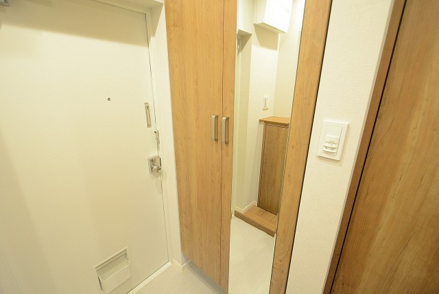 南青山ロータリーマンション　玄関