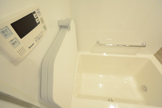 南青山ロータリーマンション　バス