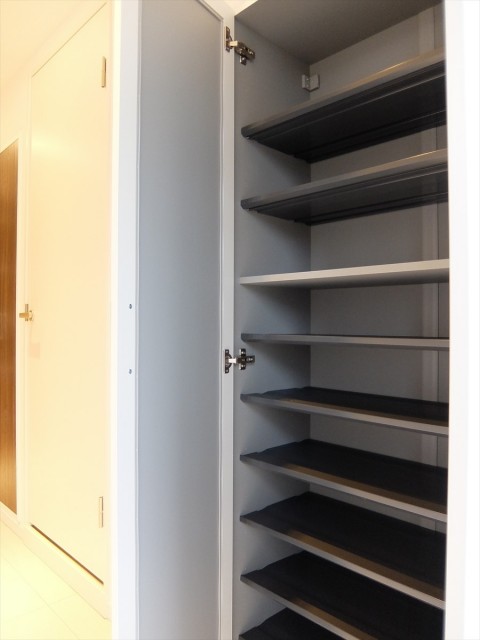 五反田リーラハイタウン＿シューズボックス