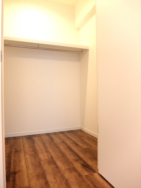 五反田リーラハイタウン＿洋室収納