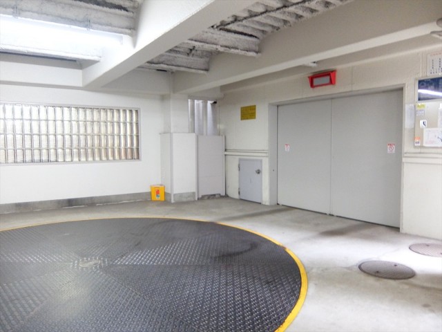 五反田リーラハイタウン＿駐車場