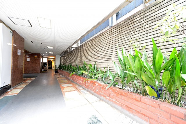 第18宮庭マンション　エントランス