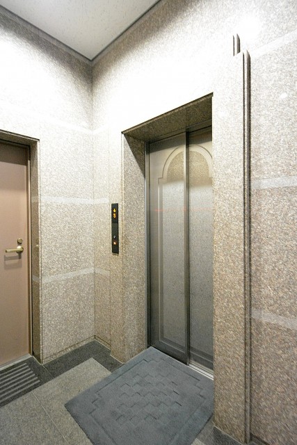 藤和渋谷常磐松ホームズ　エレベーターホール