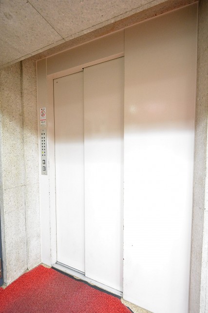 第18宮庭マンション　エレベーター