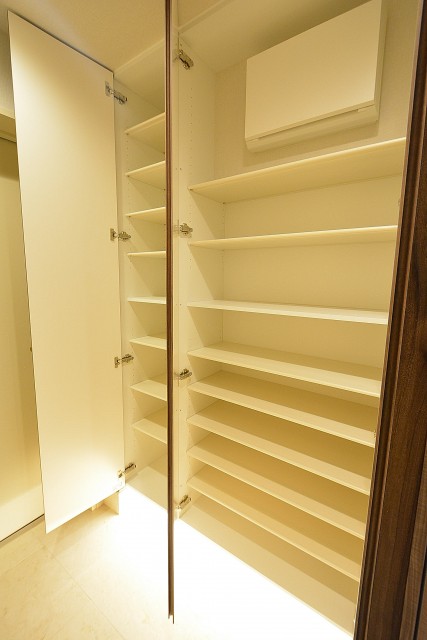 藤和渋谷常磐松ホームズ　シューズBOX