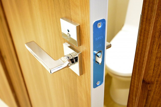 藤和渋谷常磐松ホームズ　トイレドア