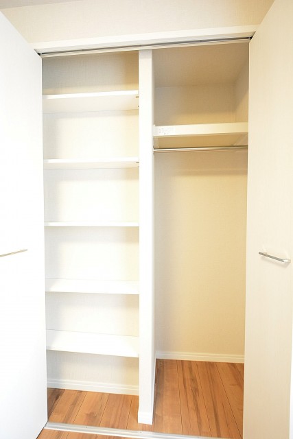 第18宮庭マンション　4.5帖洋室クローゼット