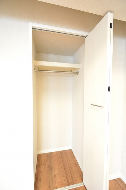 第18宮庭マンション　5.5帖洋室クローゼット