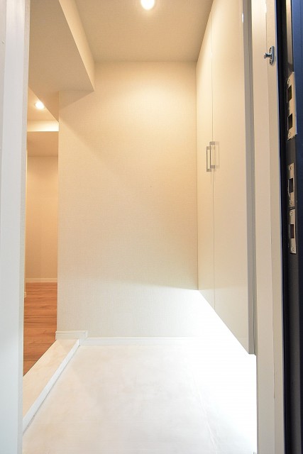 第18宮庭マンション　玄関