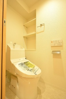 南青山ロータリーマンション　トイレ