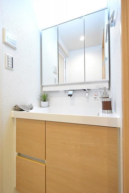 南青山ロータリーマンション　洗面台