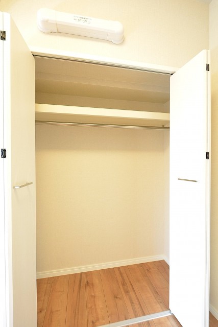第18宮庭マンション　4.3帖洋室クローゼット