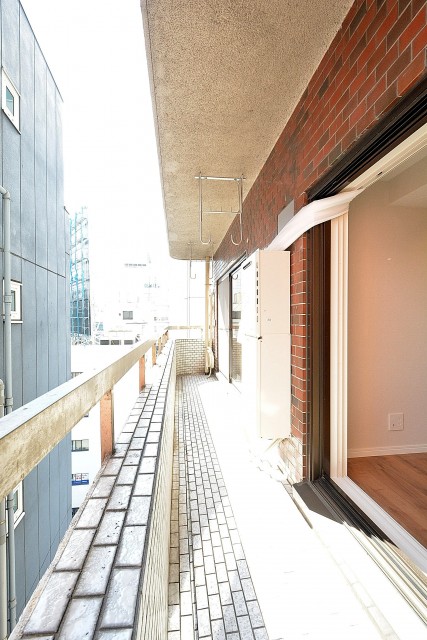 第18宮庭マンション　バルコニー