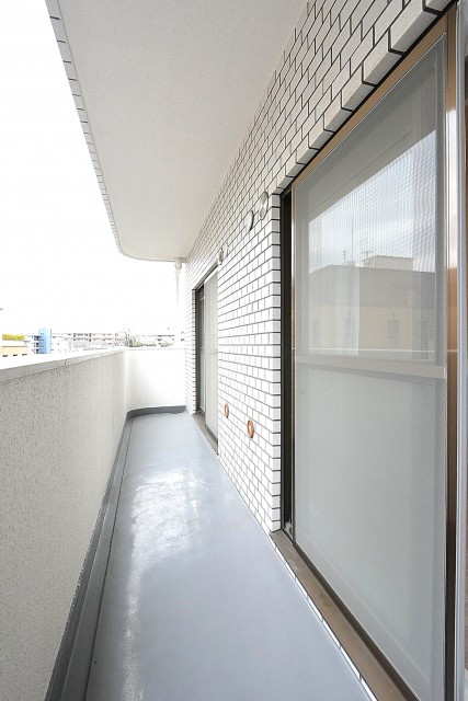 クレール東山　南東向きバルコニー