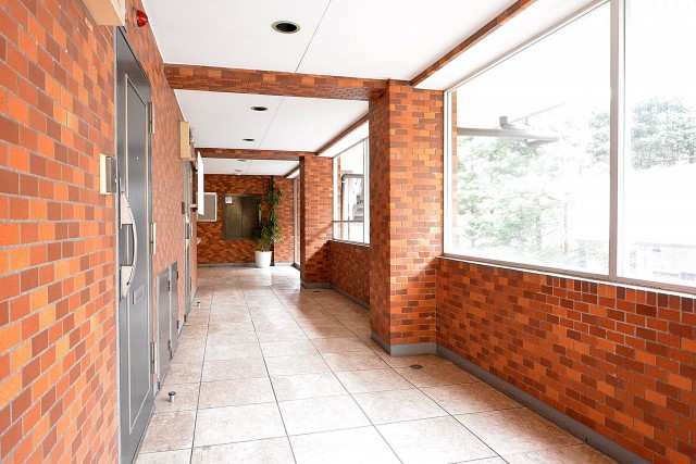 ニューウェルハイツ高輪　エントランスホール