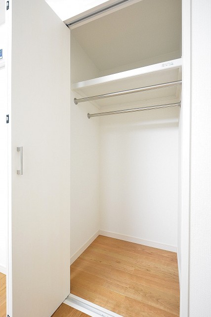 ニューウェルハイツ高輪　4.0帖洋室のクローゼット