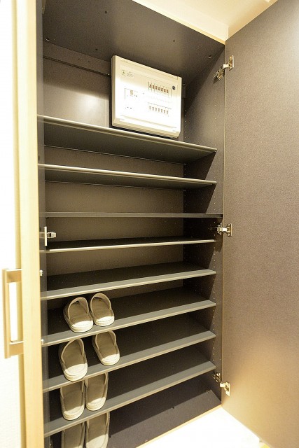 ニューウェルハイツ高輪　シューズBOX