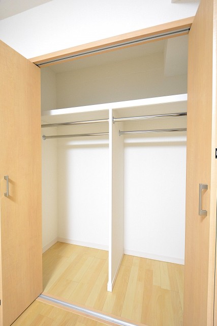 ニューウェルハイツ高輪　約5.1帖洋室のクローゼット
