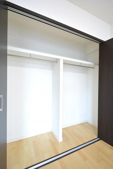 アルカサル世田谷上町　約5.8帖洋室のクローゼット